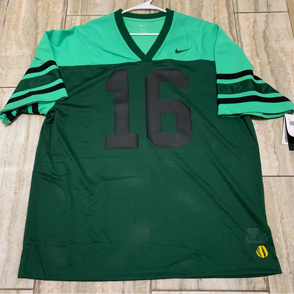 Nike Football Jersey Mens Green XXL DriFit Loose Fit V Neck Short Sleeve